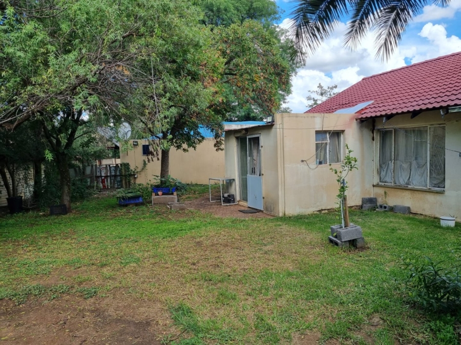 4 Bedroom Property for Sale in Fichardt Park Free State